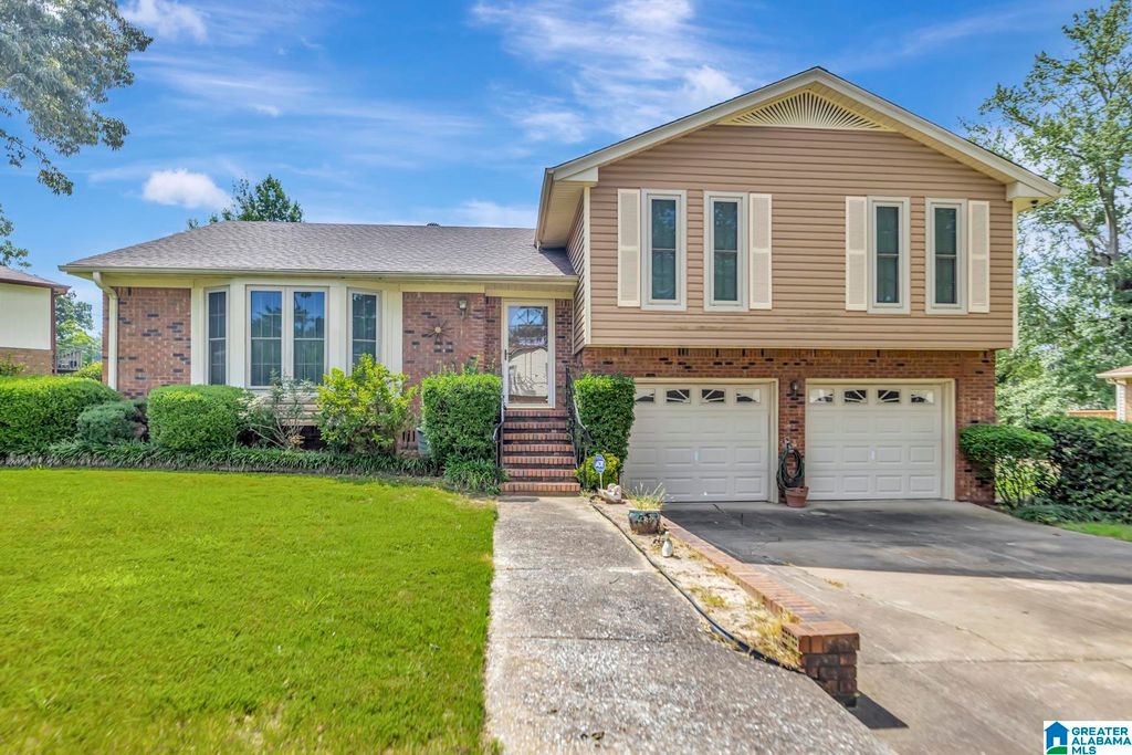 614 GREENBRIAR ROAD, Fairfield, AL 35064