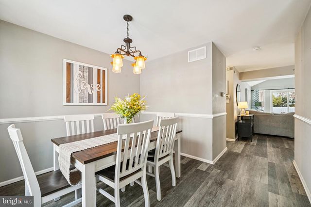 60 WILSON DR, Sicklerville, NJ 08081