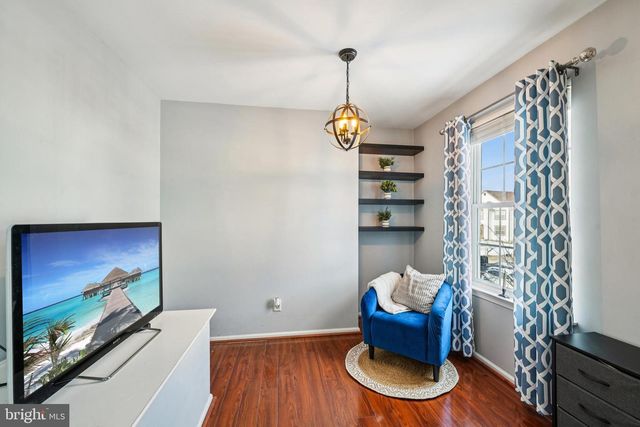 60 WILSON DR, Sicklerville, NJ 08081