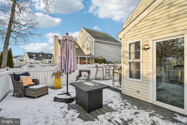 60 WILSON DR, Sicklerville, NJ 08081