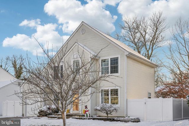 60 WILSON DR, Sicklerville, NJ 08081