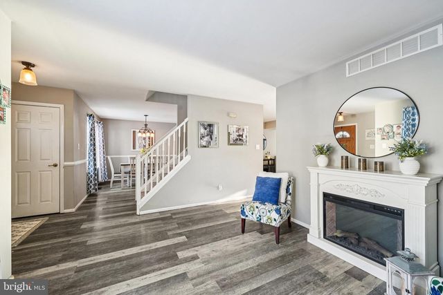 60 WILSON DR, Sicklerville, NJ 08081