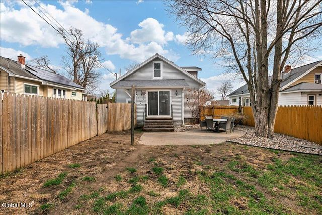 42 Irving Road, Scotia, NY 12302