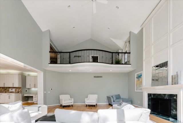5539 Carrollton Court, Rochester, MI 48306