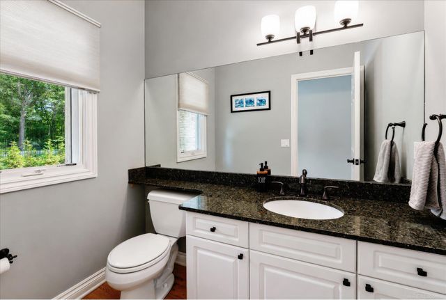 5539 Carrollton Court, Rochester, MI 48306