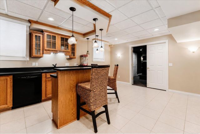 5539 Carrollton Court, Rochester, MI 48306