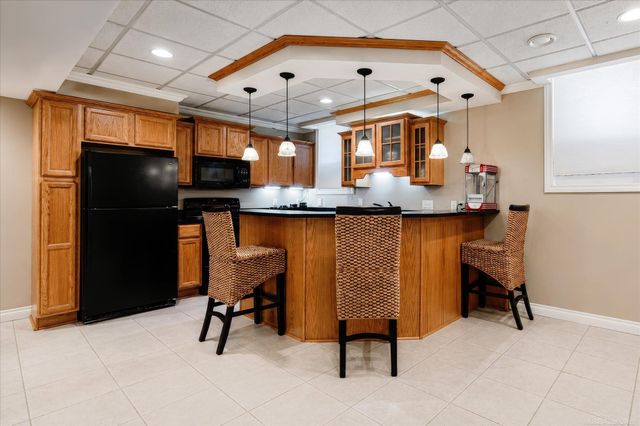 5539 Carrollton Court, Rochester, MI 48306