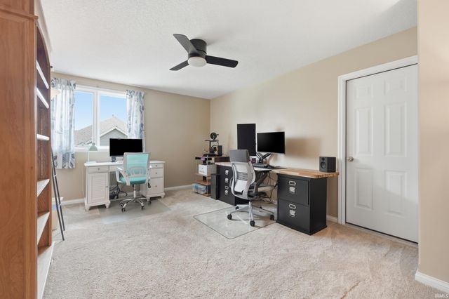 1209 Crooked Creek Parkway, Fort Wayne, IN 46845