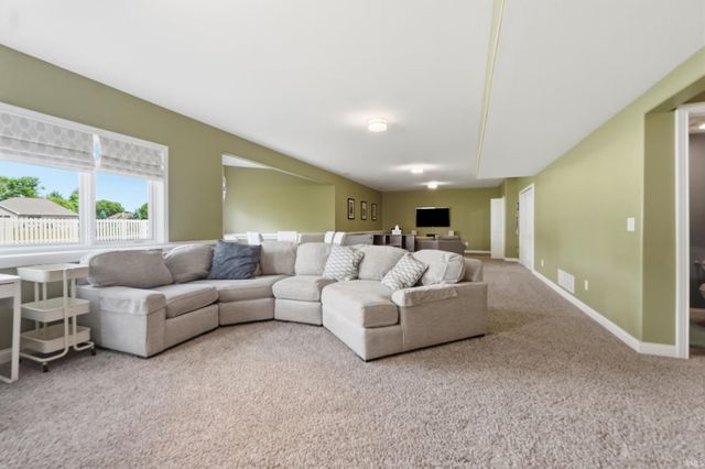 1209 Crooked Creek Parkway, Fort Wayne, IN 46845