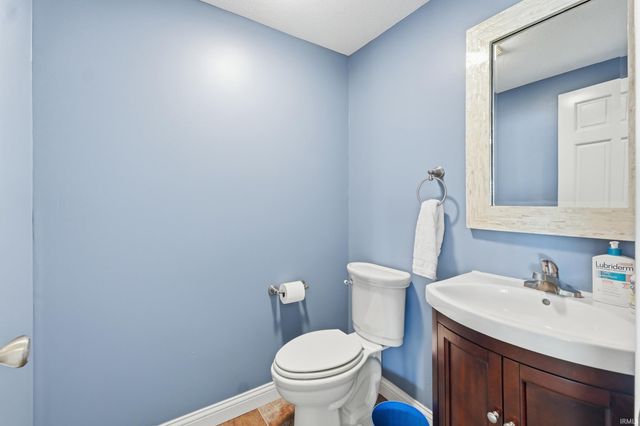 1209 Crooked Creek Parkway, Fort Wayne, IN 46845