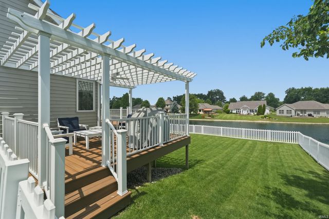 1209 Crooked Creek Parkway, Fort Wayne, IN 46845