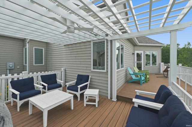 1209 Crooked Creek Parkway, Fort Wayne, IN 46845