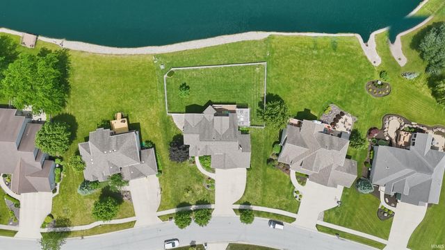1209 Crooked Creek Parkway, Fort Wayne, IN 46845