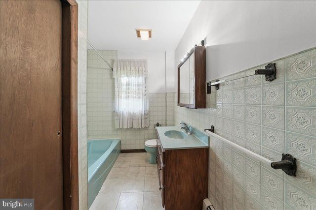 1359 PEACH ST, Upper Chichester, PA 19061