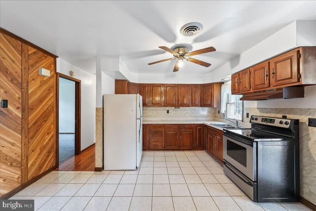 1359 PEACH ST, Upper Chichester, PA 19061