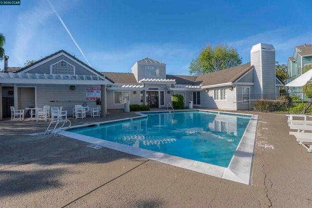 115 Dursey Dr, Pinole, CA 94564