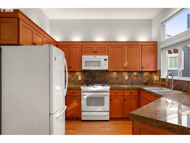 11261 Sw PINTAIL Loop, Beaverton, OR 97007