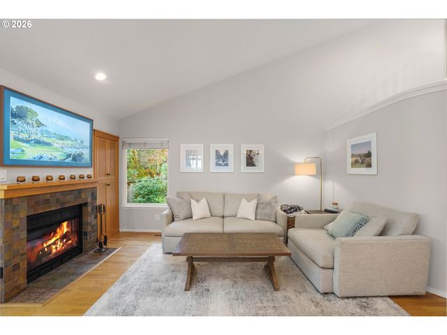11261 Sw PINTAIL Loop, Beaverton, OR 97007