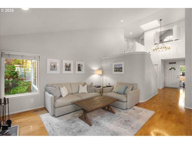 11261 Sw PINTAIL Loop, Beaverton, OR 97007