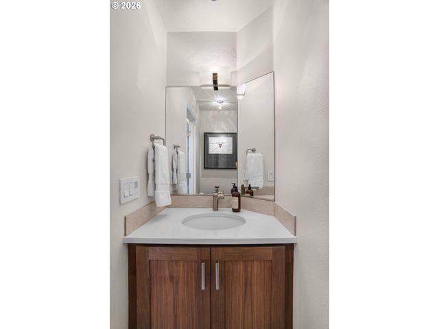 11261 Sw PINTAIL Loop, Beaverton, OR 97007