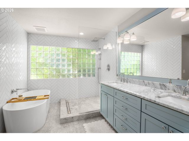 11261 Sw PINTAIL Loop, Beaverton, OR 97007