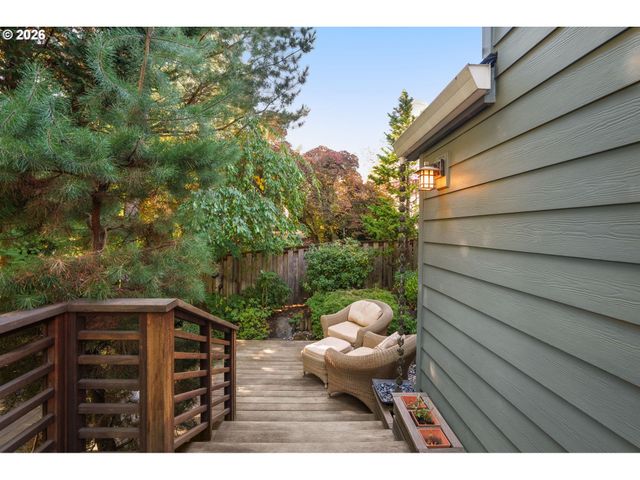 11261 Sw PINTAIL Loop, Beaverton, OR 97007