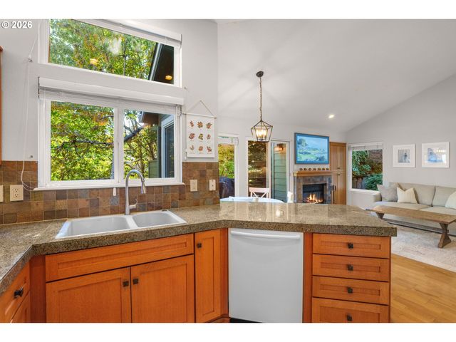 11261 Sw PINTAIL Loop, Beaverton, OR 97007