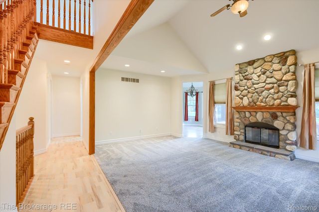 9055 N Island Drive, Flushing Charter Township, MI 48433