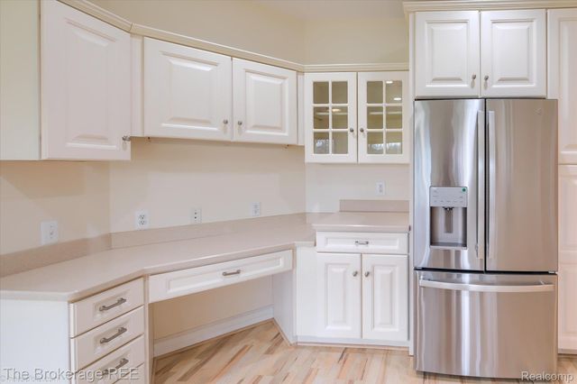 9055 N Island Drive, Flushing Charter Township, MI 48433
