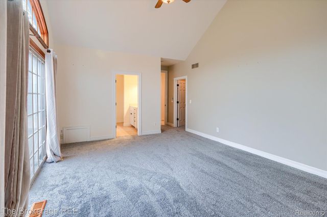 9055 N Island Drive, Flushing Charter Township, MI 48433