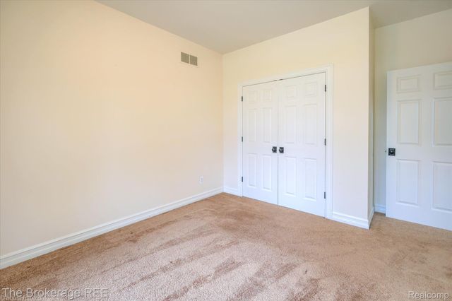 9055 N Island Drive, Flushing Charter Township, MI 48433