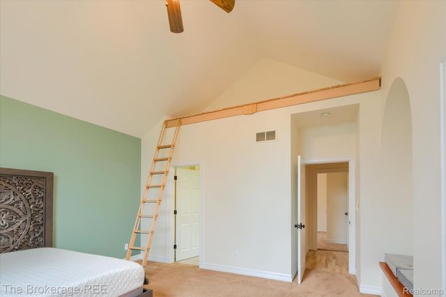 9055 N Island Drive, Flushing Charter Township, MI 48433