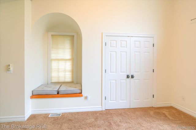 9055 N Island Drive, Flushing Charter Township, MI 48433