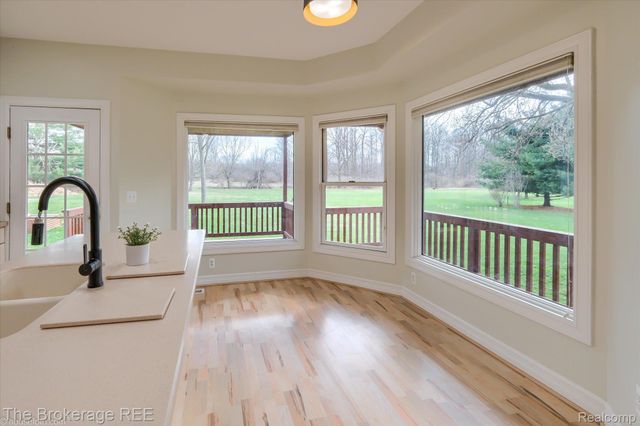 9055 N Island Drive, Flushing Charter Township, MI 48433