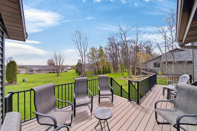 1831 Mapletree ROAD, Howards Grove, WI 53083