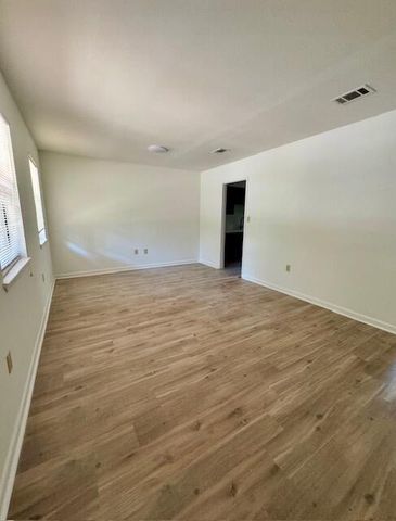 511 Maple Avenue, Niceville, FL 32578