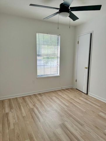 511 Maple Avenue, Niceville, FL 32578