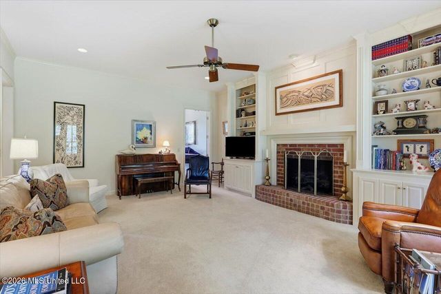 206 Persimmon Hill, Ridgeland, MS 39157