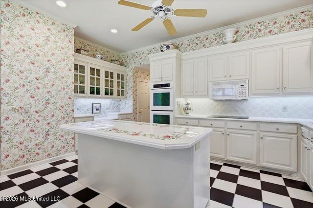 206 Persimmon Hill, Ridgeland, MS 39157