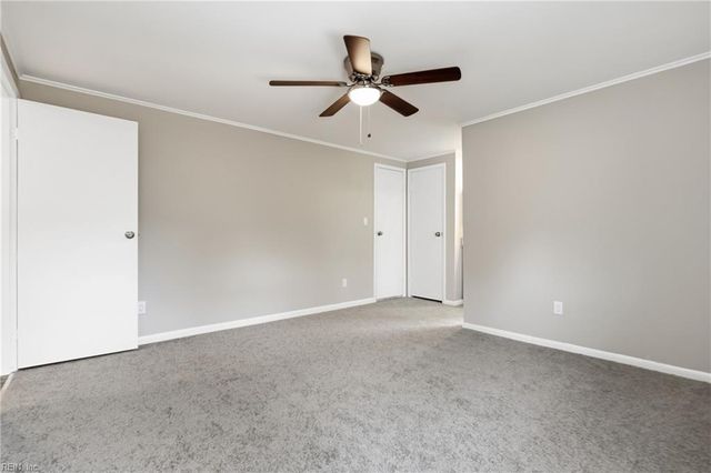 1554 Shellito LN, Suffolk, VA 23437