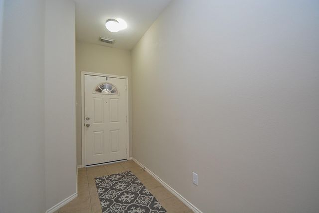9203 Kransbury Lane, Houston, TX 77095