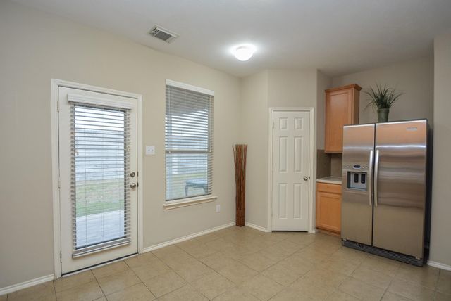 9203 Kransbury Lane, Houston, TX 77095