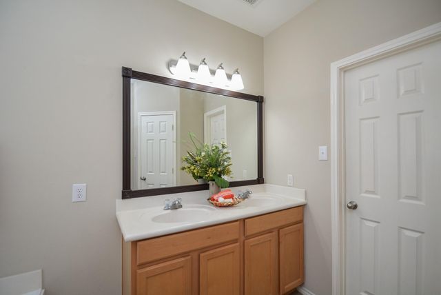 9203 Kransbury Lane, Houston, TX 77095