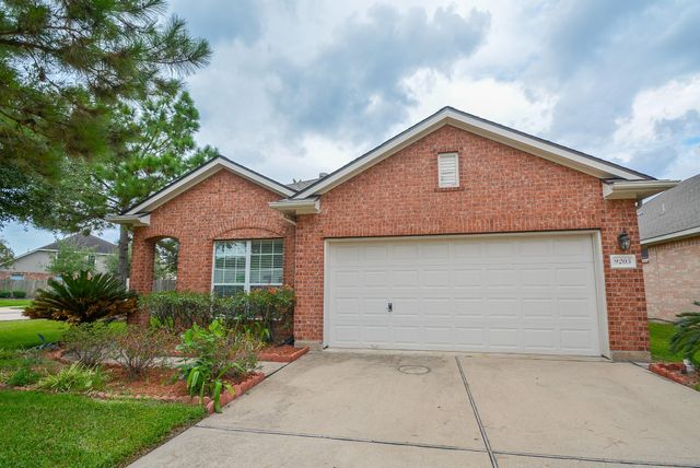 9203 Kransbury Lane, Houston, TX 77095
