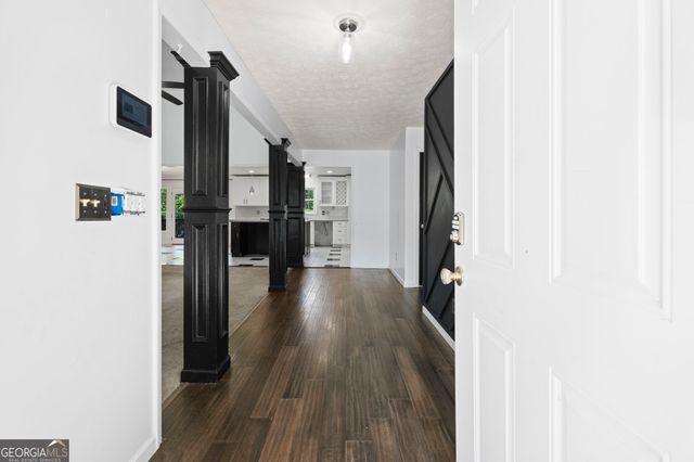 240 Magmar Lane, Fayetteville, GA 30214