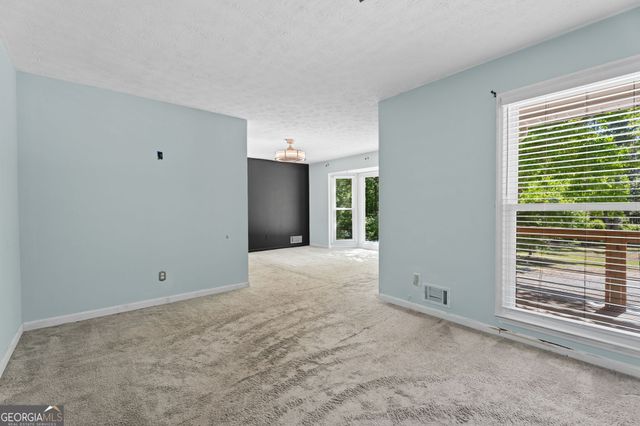 240 Magmar Lane, Fayetteville, GA 30214