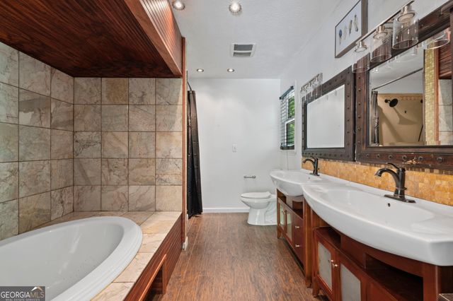 240 Magmar Lane, Fayetteville, GA 30214