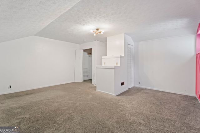 240 Magmar Lane, Fayetteville, GA 30214