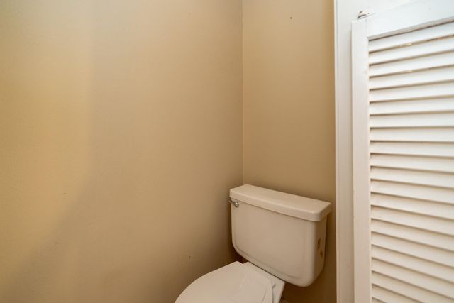 1130 Kensington Ct, Longview, TX 75605