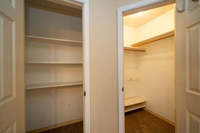 1130 Kensington Ct, Longview, TX 75605